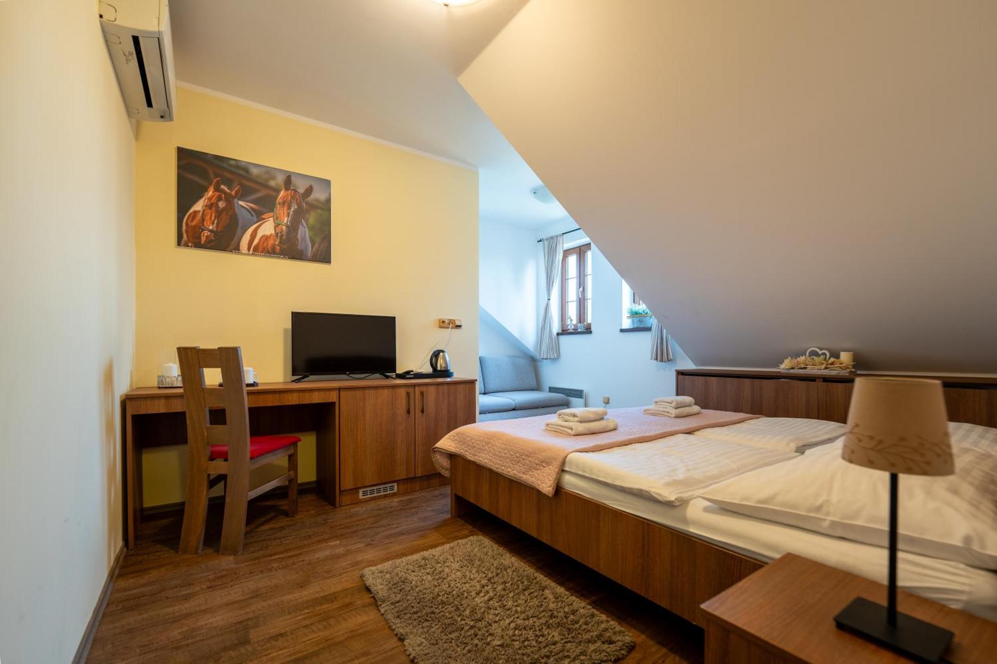 Hospudka Na Halde Hotell Borsice Eksteriør bilde